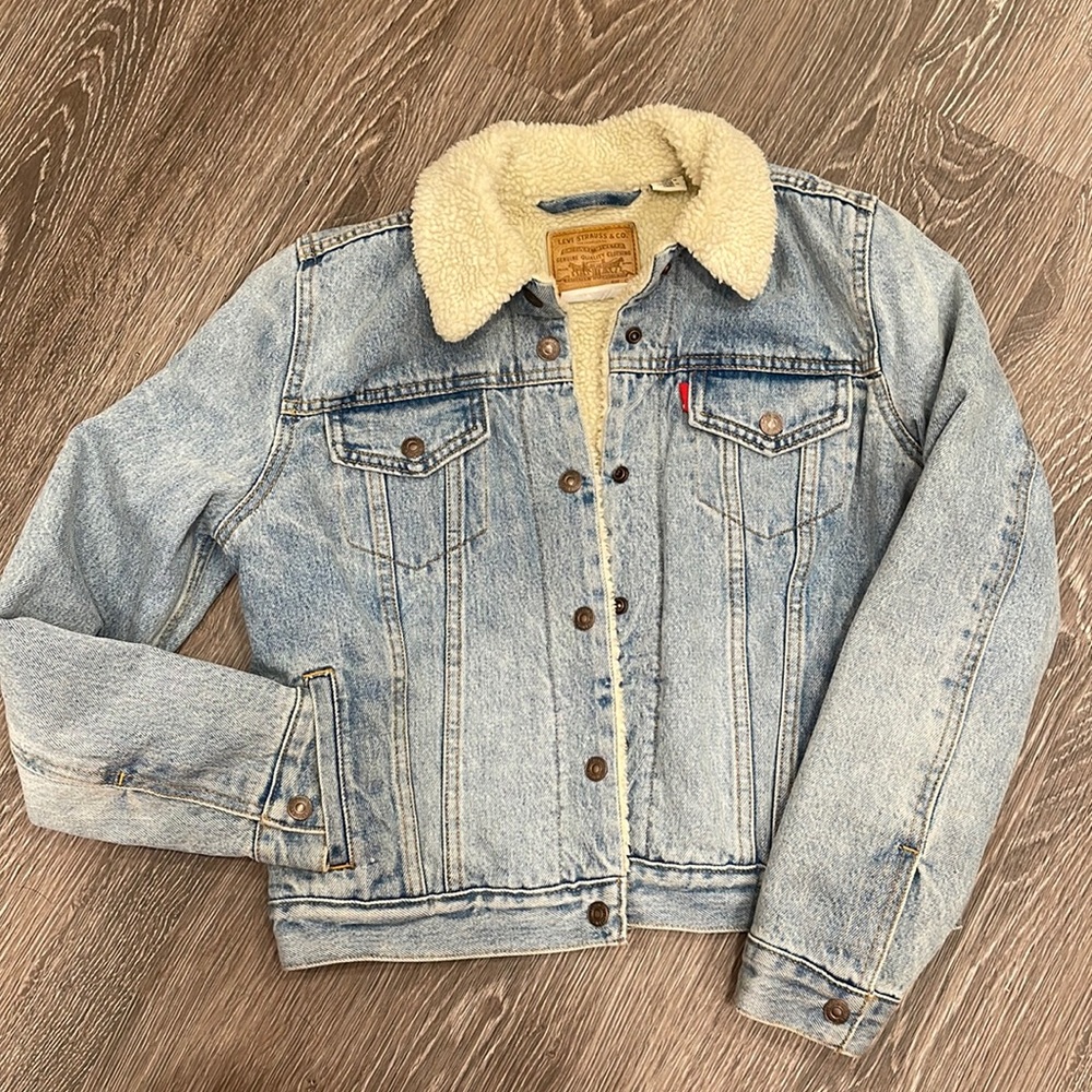 Levi’s Sherpa lined denim jacket